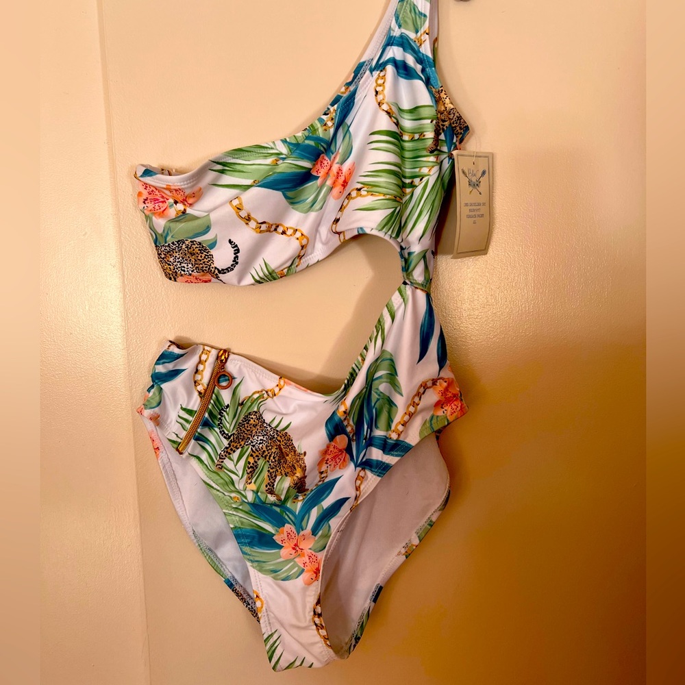 NWT SWIMSUIT VERSACE PRINT